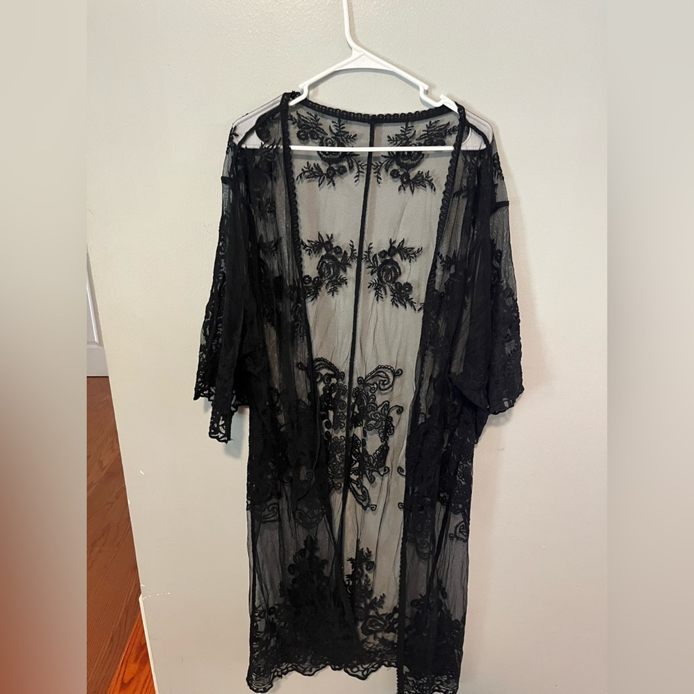 Black lace kimono